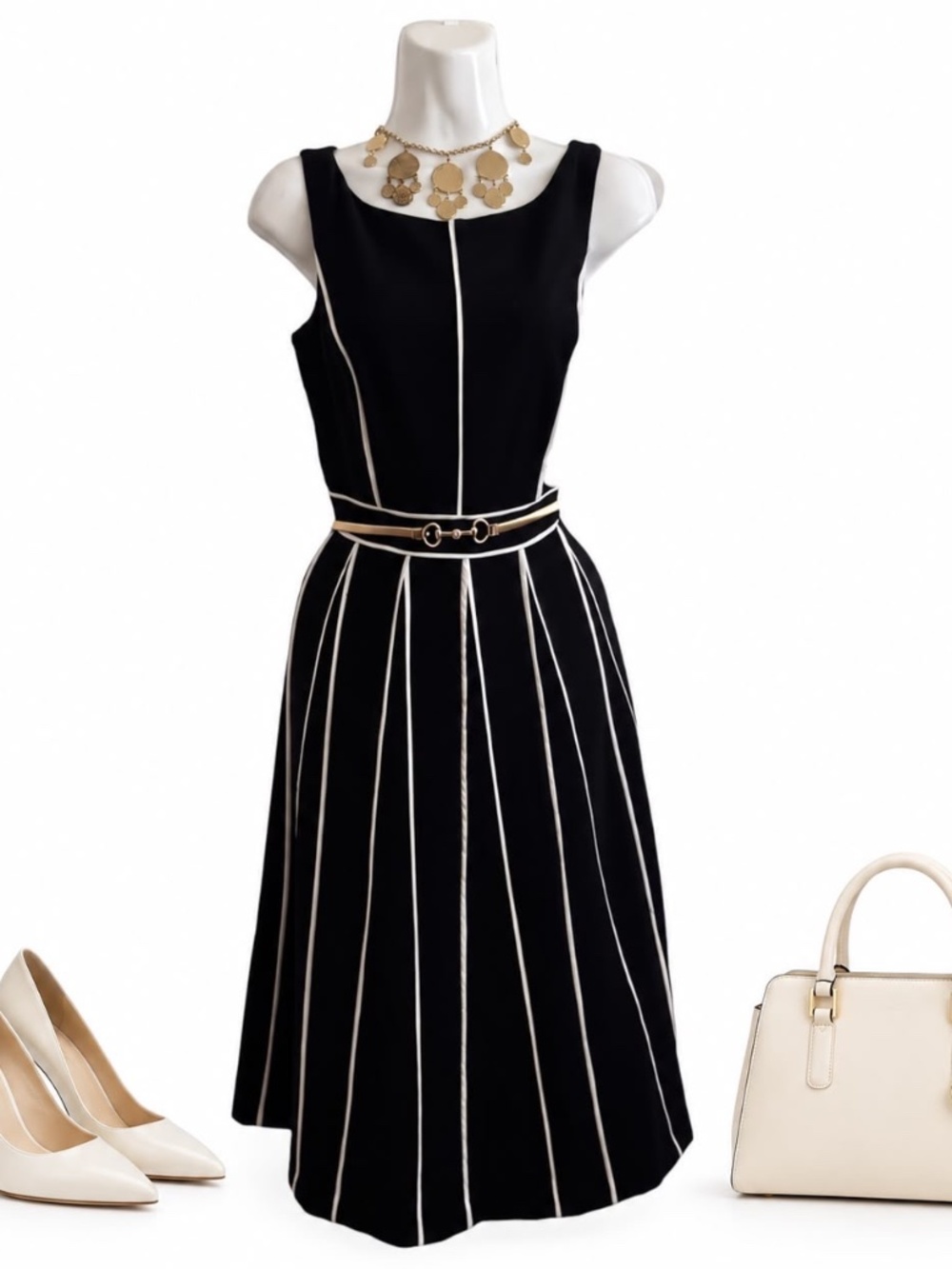 White House Black Market WHBM Black Ivory Piped Fit Flare Dress Size 0 NWT